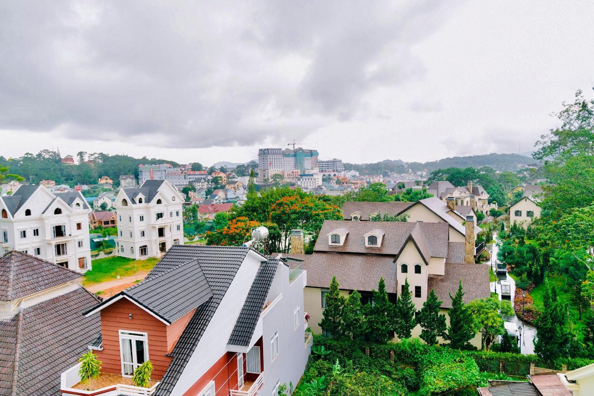 Anh Duc Hotel Da Lat City Bagian luar foto