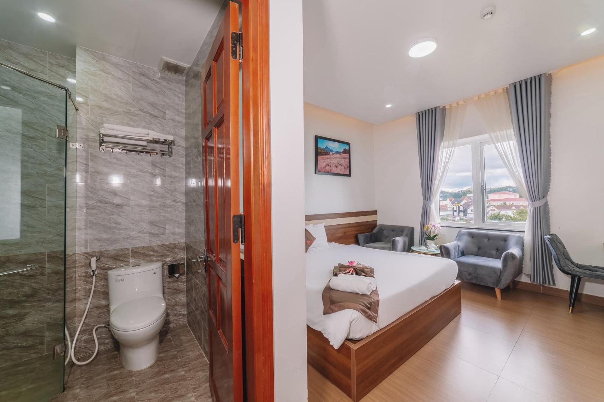 Anh Duc Hotel Da Lat City Bagian luar foto