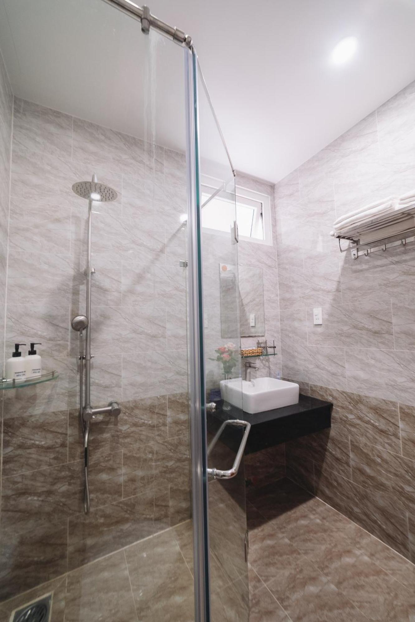 Anh Duc Hotel Da Lat City Bagian luar foto